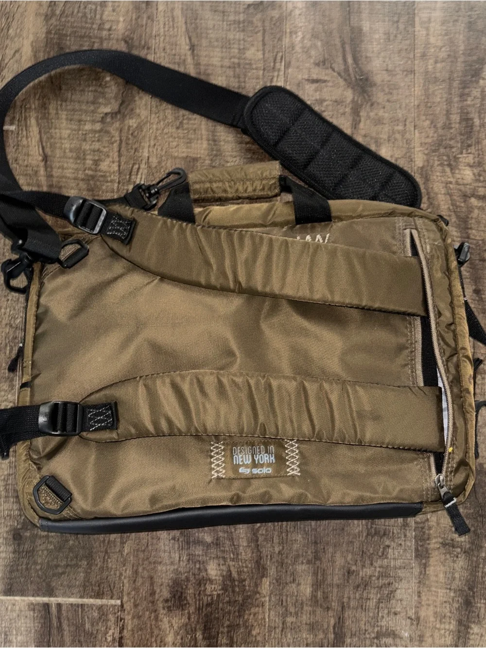 Solo New York Zone Laptop Briefcase/Backpack Hybrid Khaki Nylon (UBN350-3)